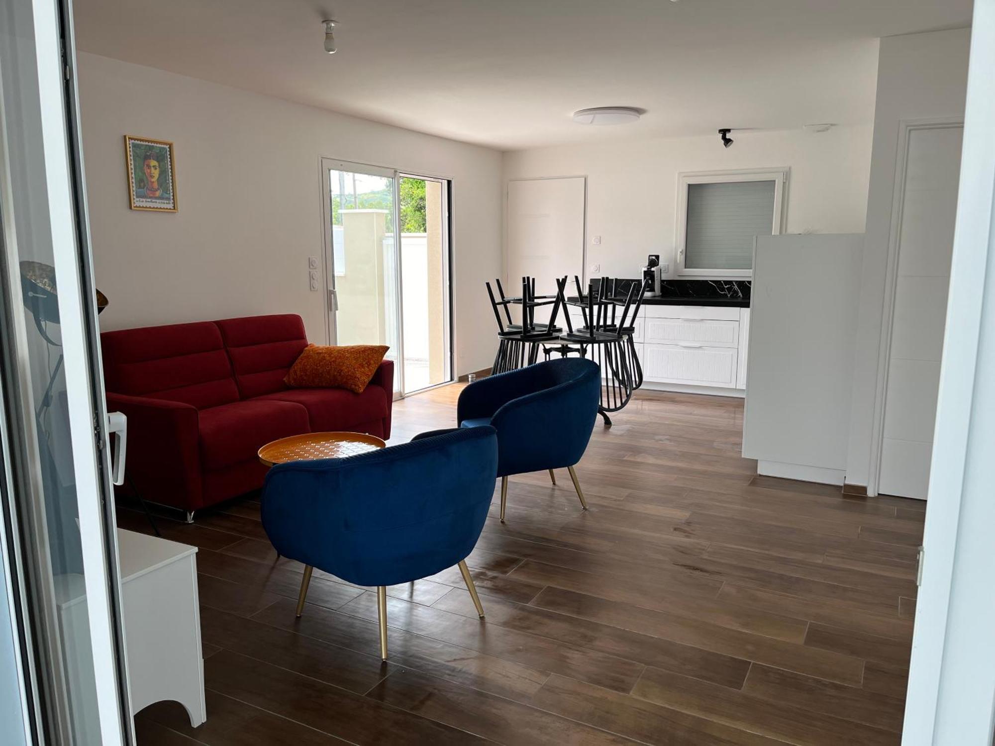 Maison Avec Piscine Interieure Privee, Buses De Spa, Jardin Clos Et Parking * Aouste-sur-Sye
